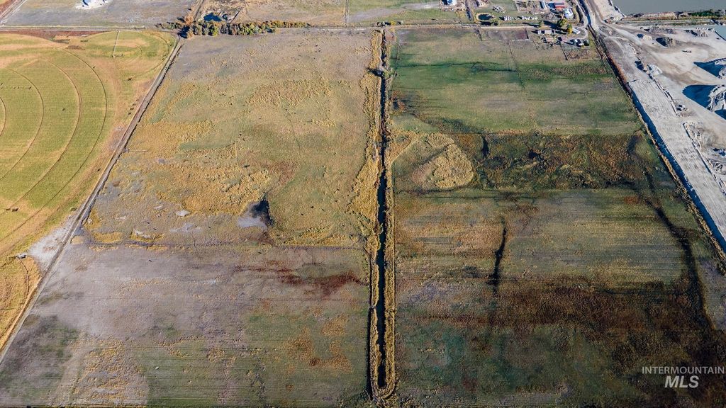 2223 W Sales Yard, Emmett, ID 83617 photo 9