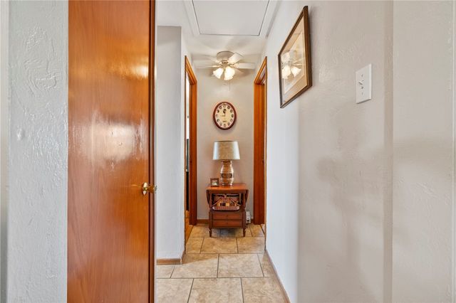 1615 Blossom Hill Rd, Castle Shannon, PA 15234