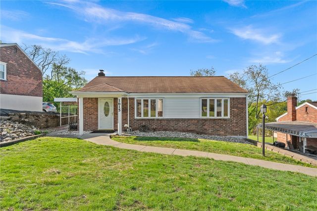1615 Blossom Hill Rd, Castle Shannon, PA 15234