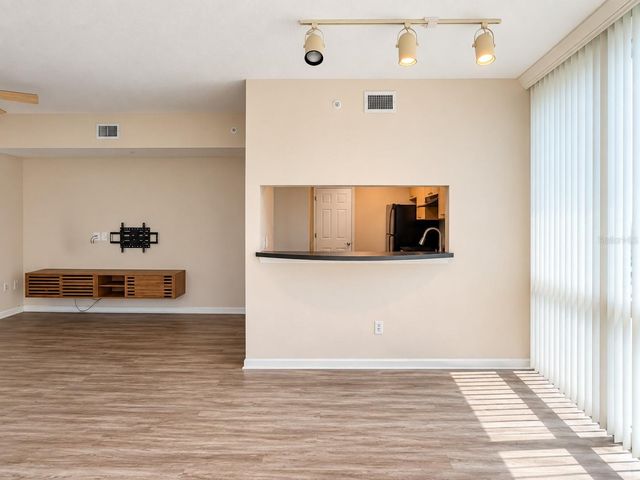 322 E CENTRAL BOULEVARD 1109, Orlando, FL 32801