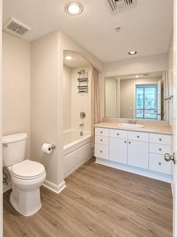 322 E CENTRAL BOULEVARD 1109, Orlando, FL 32801