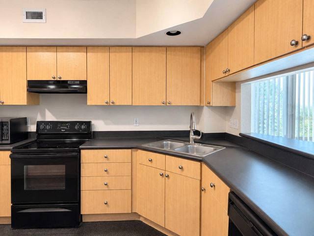 322 E CENTRAL BOULEVARD 1109, Orlando, FL 32801