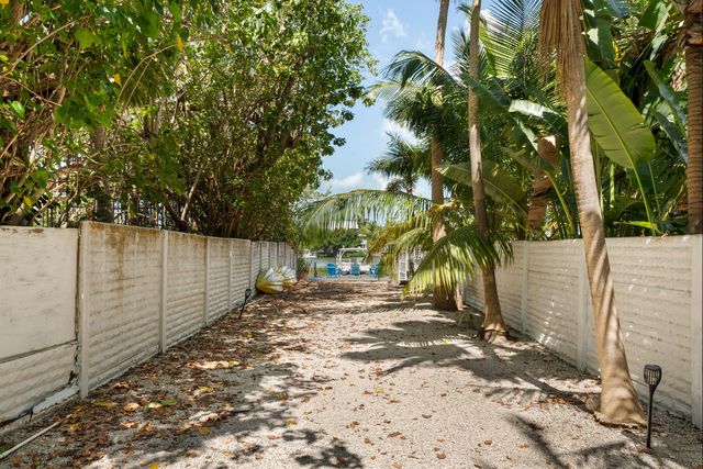 81 Jean La Fitte Drive, Key Largo, FL 33037