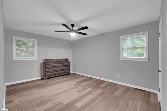 127 White Oak Drive, Easley, SC 29642