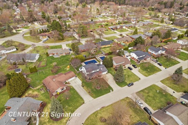 4906 Audubon Drive, Saginaw, MI 48638