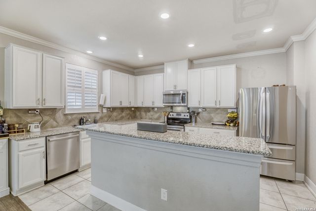 11316 Red Oak Turn, Helotes, TX 78023