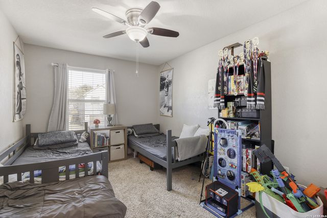 11316 Red Oak Turn, Helotes, TX 78023