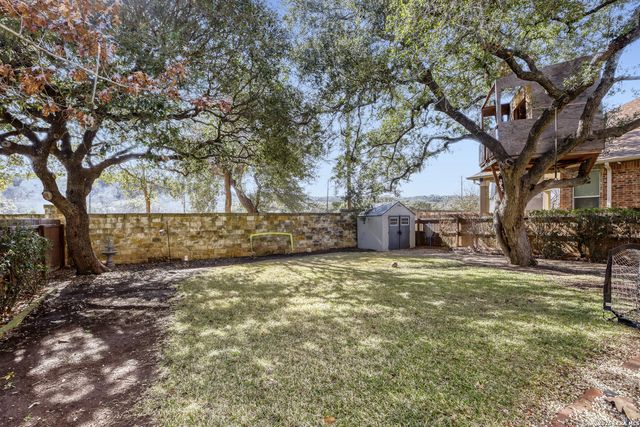 11316 Red Oak Turn, Helotes, TX 78023