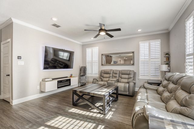 11316 Red Oak Turn, Helotes, TX 78023