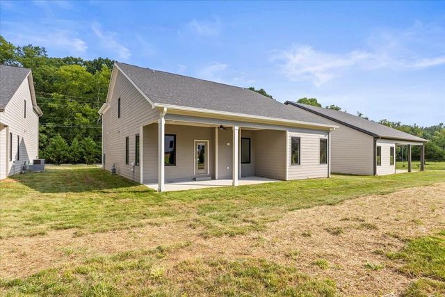 10549 E E Brainerd Road, Apison, TN 37302