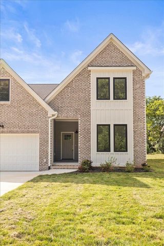 10549 E E Brainerd Road, Apison, TN 37302