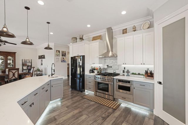 2125 Snyder Ln, Stockton, CA 95215
