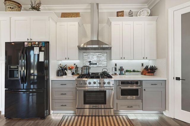 2125 Snyder Ln, Stockton, CA 95215