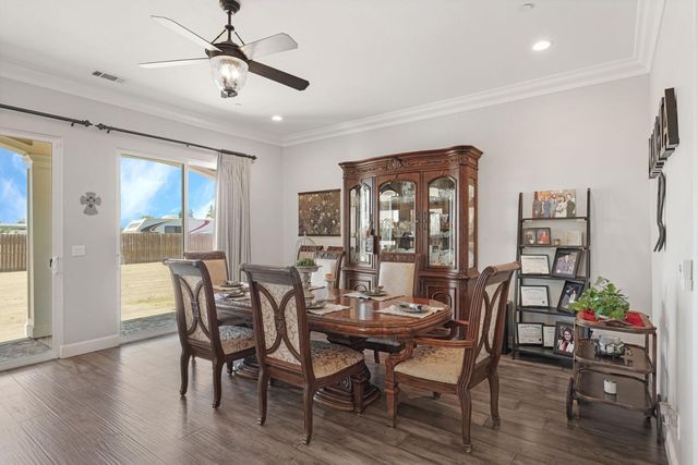 2125 Snyder Ln, Stockton, CA 95215