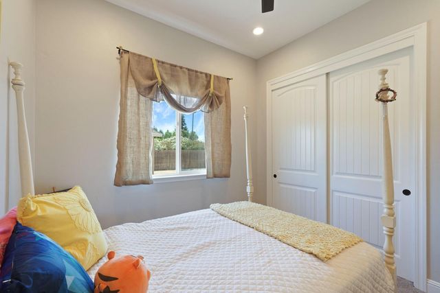2125 Snyder Ln, Stockton, CA 95215