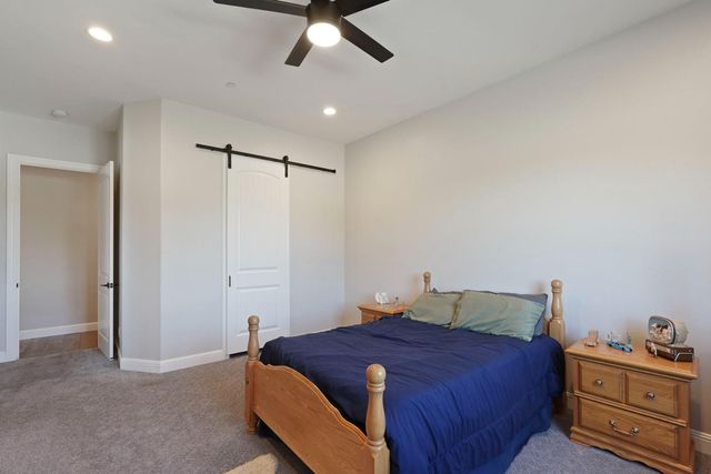 2125 Snyder Ln, Stockton, CA 95215