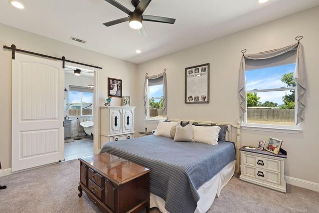 2125 Snyder Ln, Stockton, CA 95215
