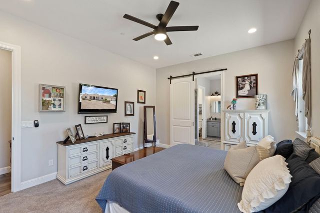 2125 Snyder Ln, Stockton, CA 95215