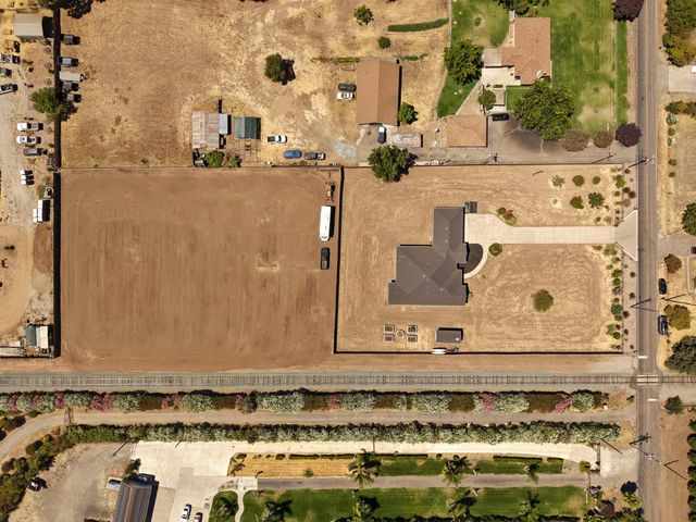 2125 Snyder Ln, Stockton, CA 95215