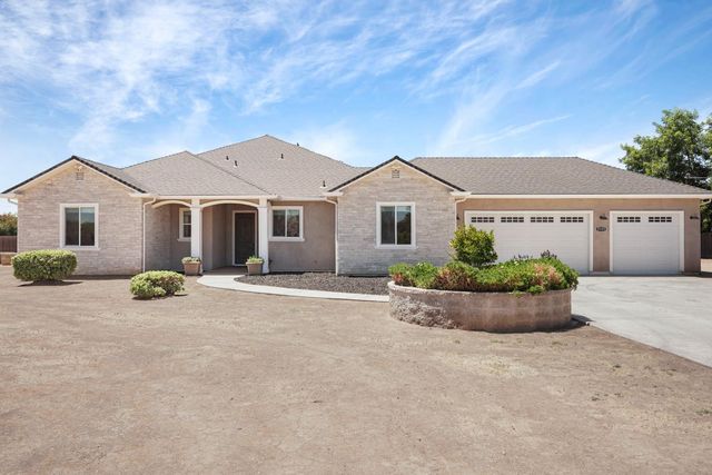 2125 Snyder Ln, Stockton, CA 95215