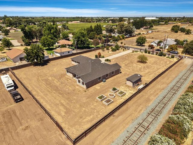 2125 Snyder Ln, Stockton, CA 95215