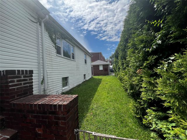101 Sterling Avenue 2, Yonkers, NY 10704