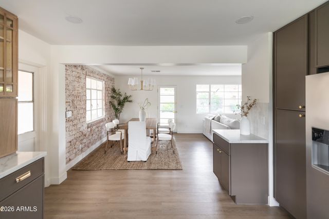 2226 W CATALINA Drive, Phoenix, AZ 85015