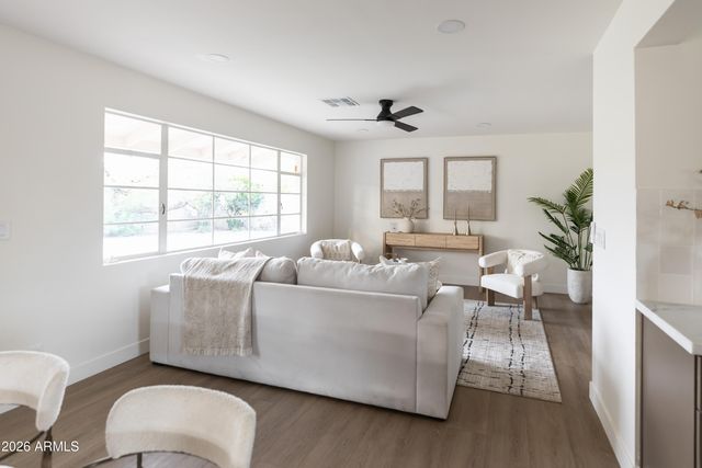 2226 W CATALINA Drive, Phoenix, AZ 85015