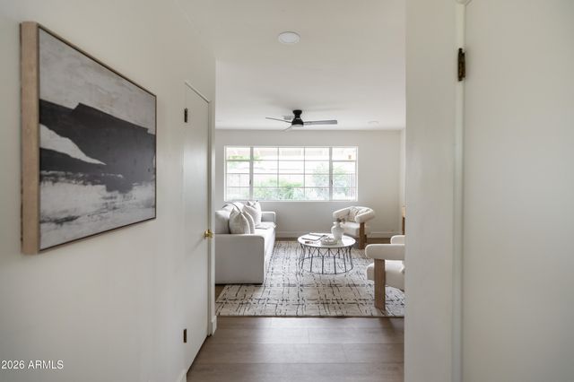 2226 W CATALINA Drive, Phoenix, AZ 85015