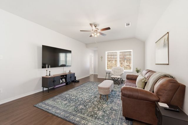 928 Propeller Parkway, Fort Worth, TX 76131