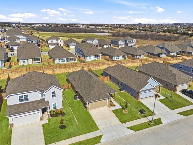 928 Propeller Parkway, Fort Worth, TX 76131