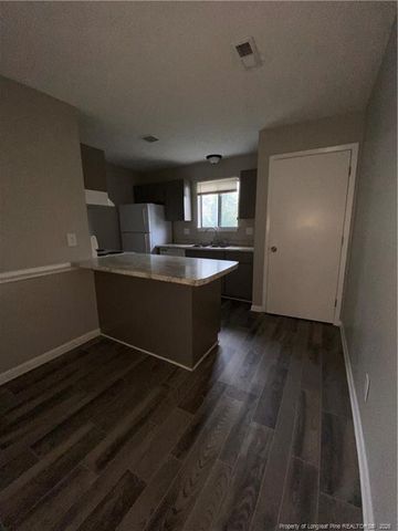 951 Applewood Lane, Fayetteville, NC 28303