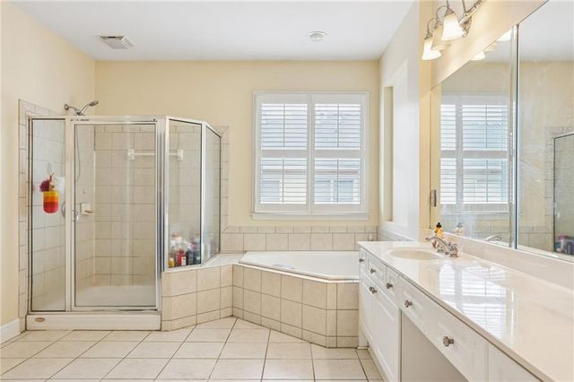 250 Mclaren Gates Drive, Marietta, GA 30060