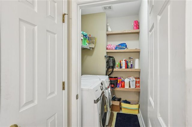 250 Mclaren Gates Drive, Marietta, GA 30060