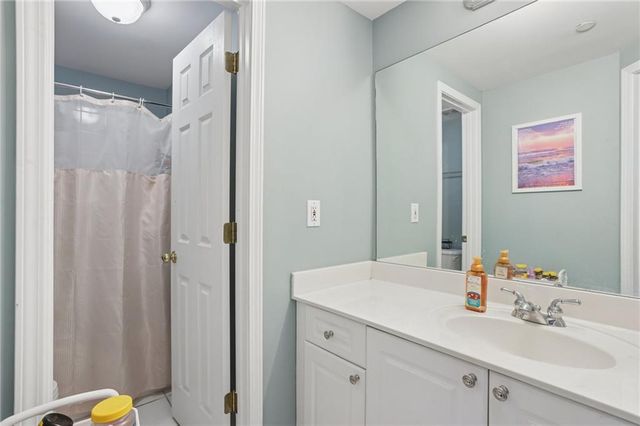 250 Mclaren Gates Drive, Marietta, GA 30060