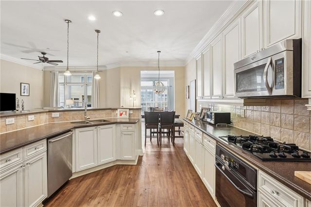 250 Mclaren Gates Drive, Marietta, GA 30060