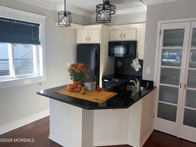 21 Leroy Place 1D, Red Bank, NJ 07701