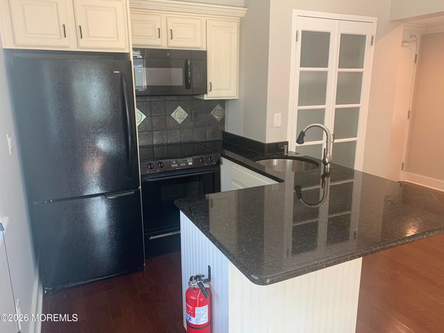 21 Leroy Place 1D, Red Bank, NJ 07701