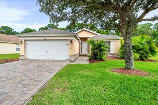446 Lexington Avenue SW, Vero Beach, FL 32962
