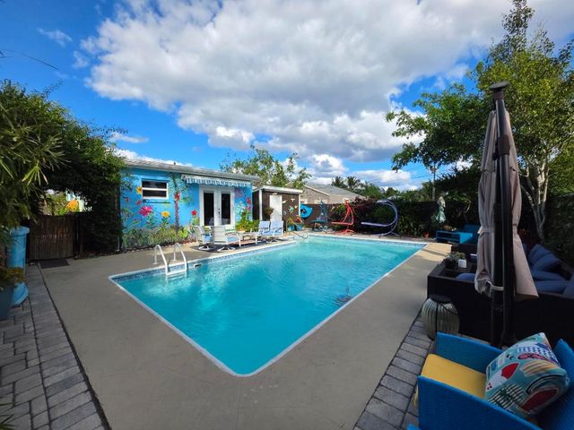 1519 14th Avenue N, Lake Worth Beach, FL 33460