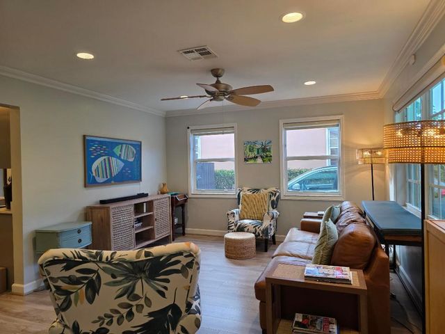 1519 14th Avenue N, Lake Worth Beach, FL 33460