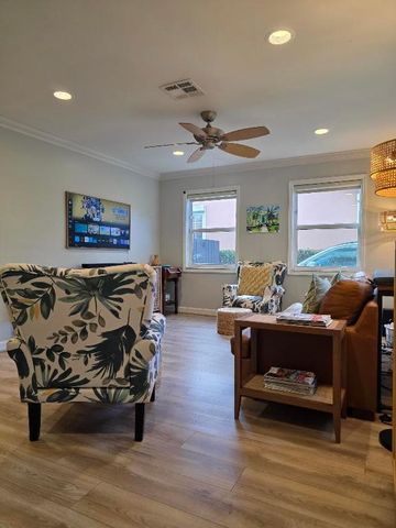 1519 14th Avenue N, Lake Worth Beach, FL 33460