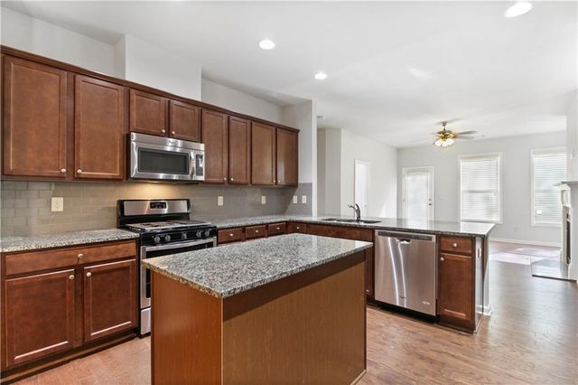 5090 BREEZEWOOD Circle, Alpharetta, GA 30004