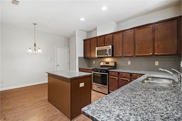 5090 BREEZEWOOD Circle, Alpharetta, GA 30004