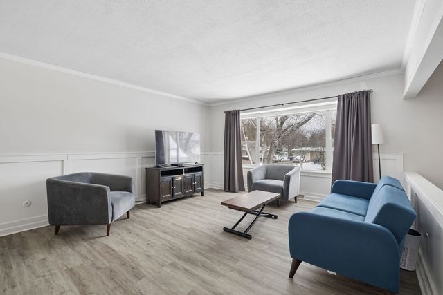 24254 S Burr Road, Channahon, IL 60410