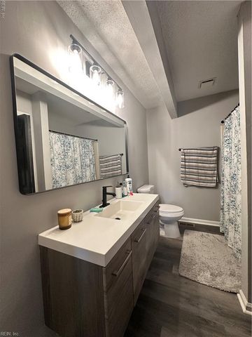 1536 Sword Dancer DR, Virginia Beach, VA 23454