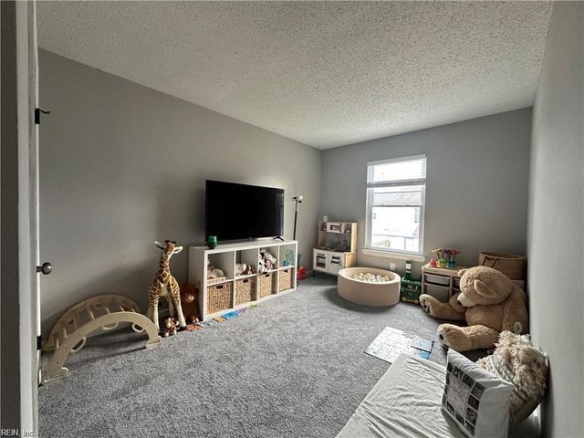 1536 Sword Dancer DR, Virginia Beach, VA 23454