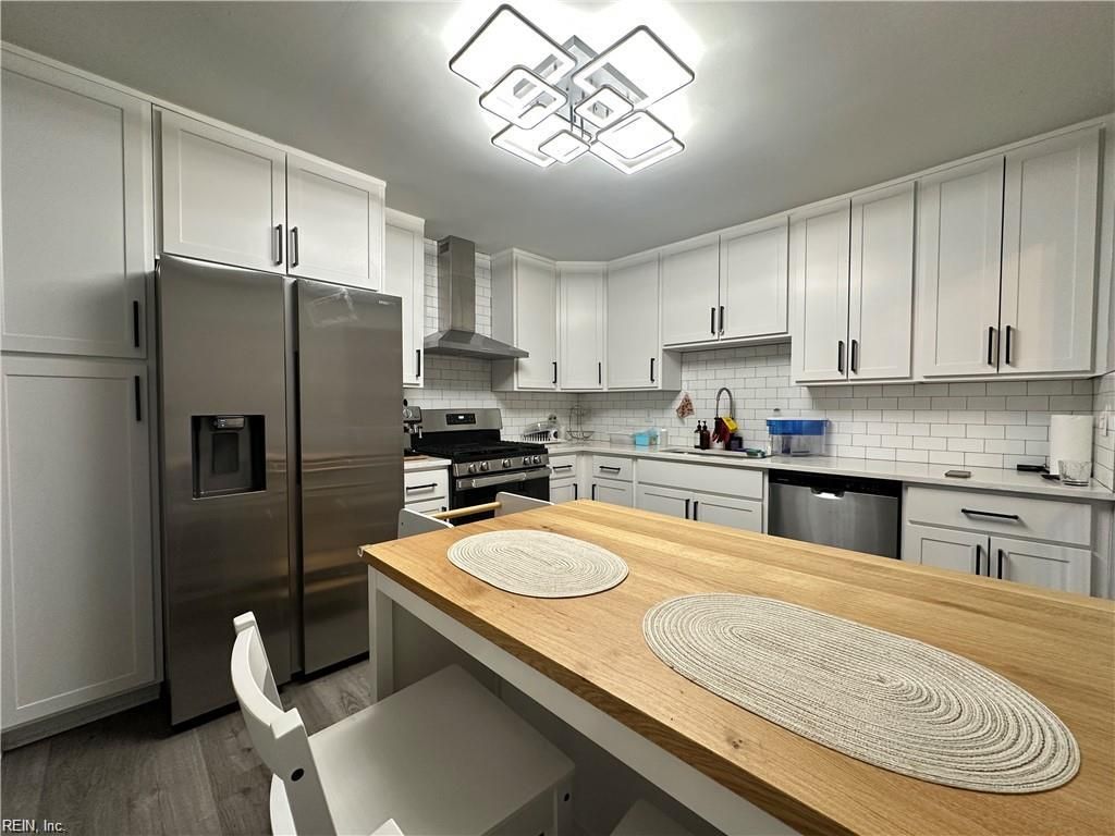1536 Sword Dancer DR, Virginia Beach, VA 23454