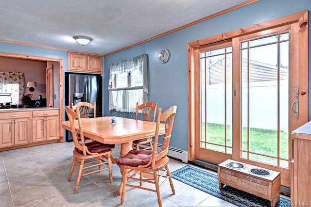395 8th Street, Bohemia, NY 11716