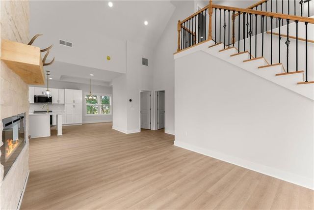 3115 Heritage Crossing Drive, Buford, GA 30519